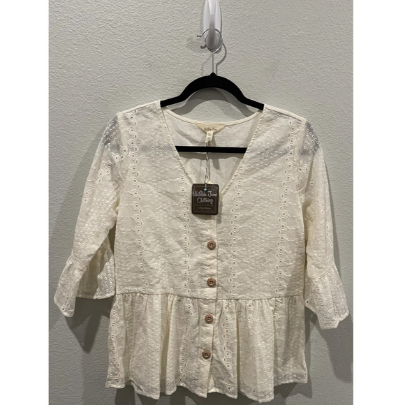 MATILDA JANE Cream Scallop 3/4 Sleeve Blouse - Picture 2 of 6